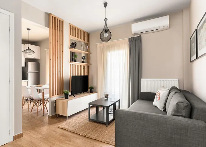 Camelia: Comfy City Apartment
